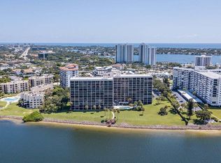 356 Golfview Rd APT 702, North Palm Beach, FL 33408