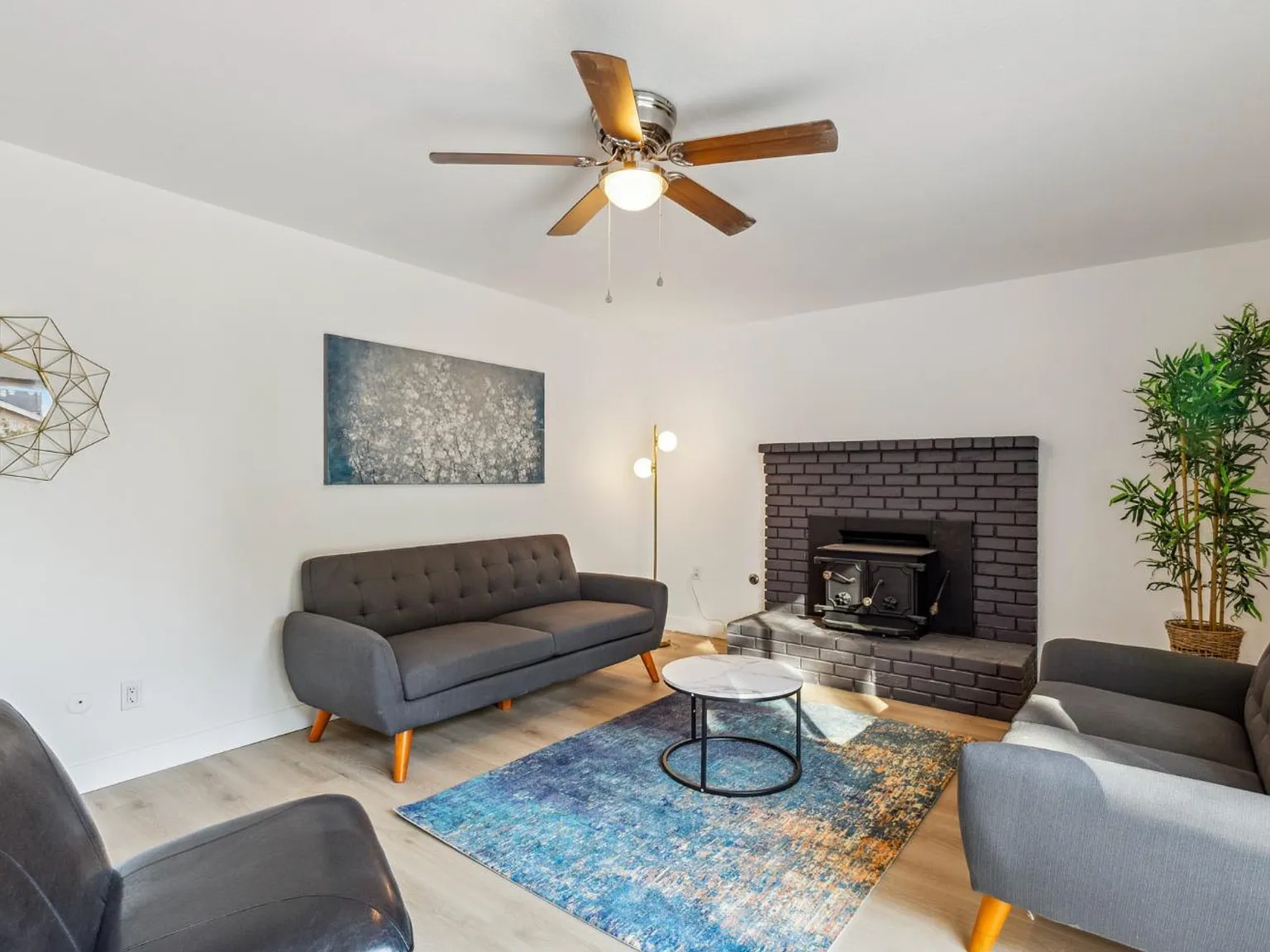 1 bed, 1603 sqft, $1,000 — Photo 4