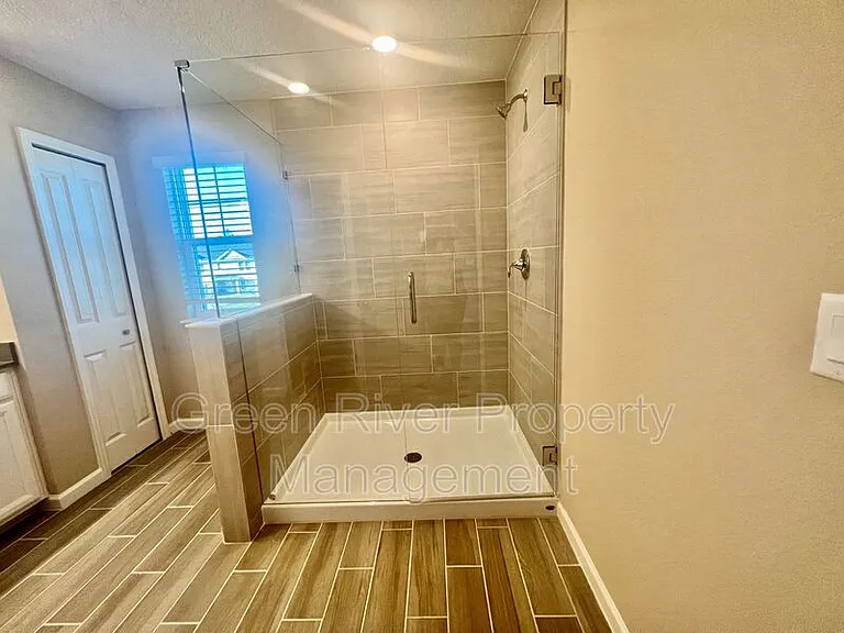 375 Boracay Cir — Photo 21