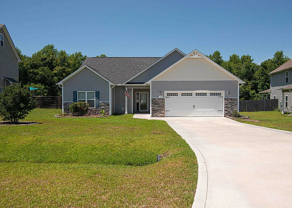 125 Bridgeport Dr