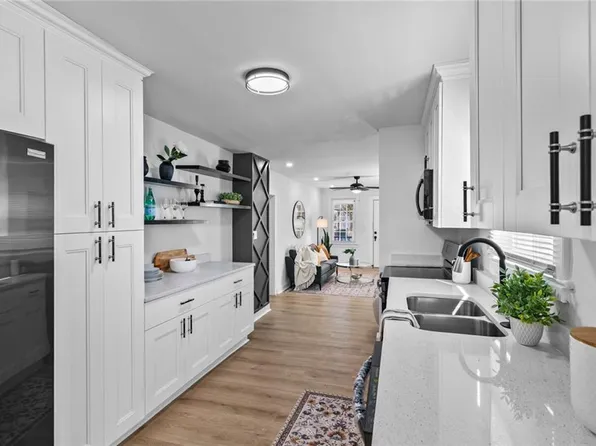 2207 Marshall Ave, Newport News, VA 23607