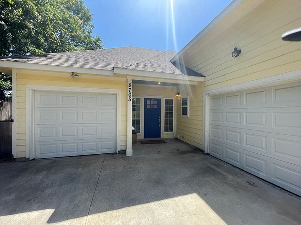1st image of 2705 College Ave #7883ab4d2
