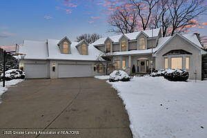 3rd image of 1137 Norfolk Cir