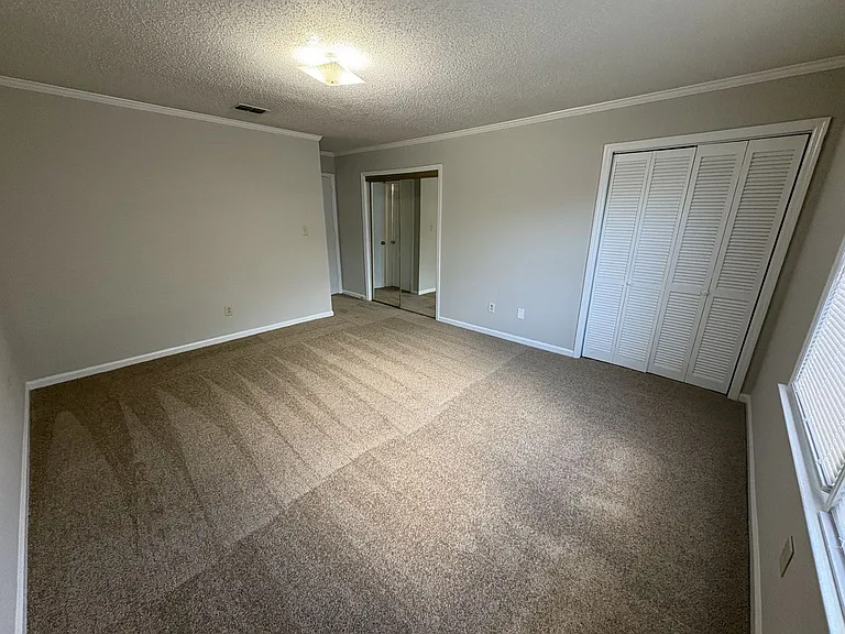 2505 W Broad St #611 — Photo 8