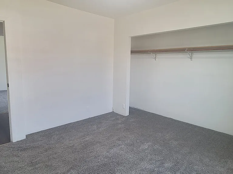 605 W 1st Ave — Photo 5