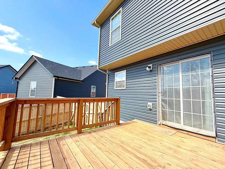 2662 Scott Dr — Photo 28