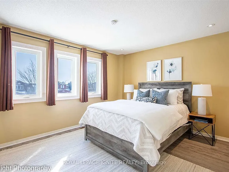 10 Bonnycastle Dr — Photo 11