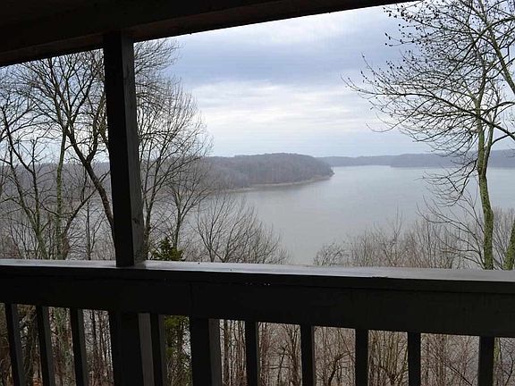 4th image of 1916 E Waters Edge Dr