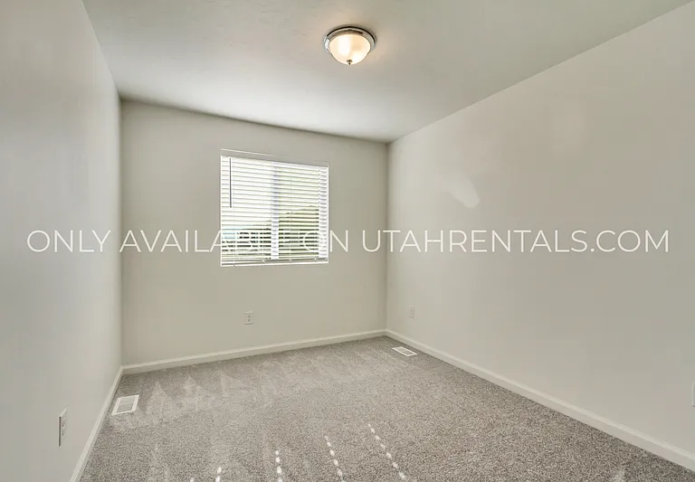 238 N Colonnade Rd — Photo 15
