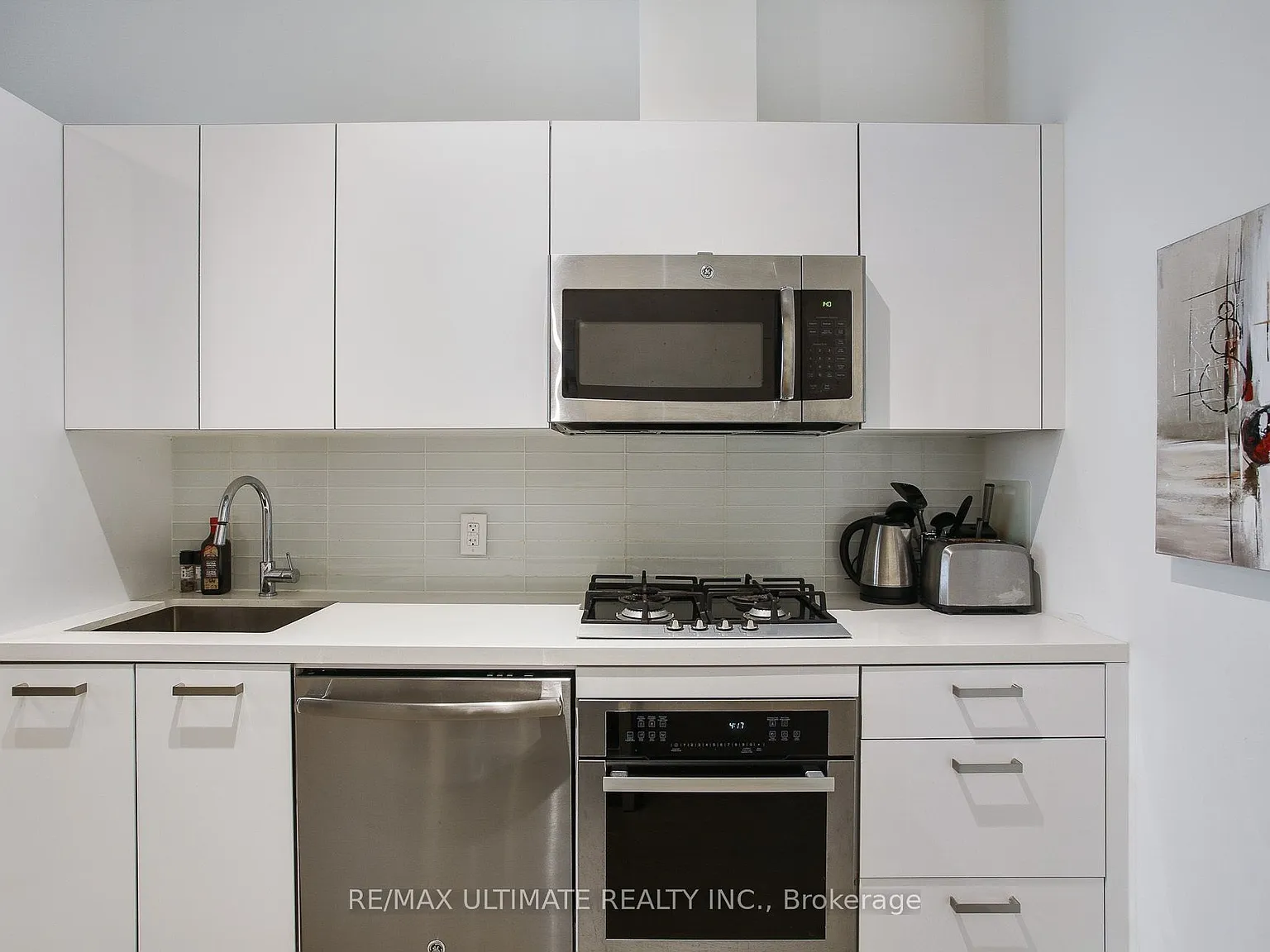 1 bed, $2,700 — Photo 2