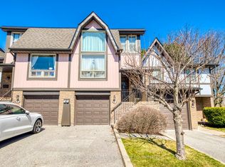 4 English Ivyway, Toronto, ON M2H 3M4