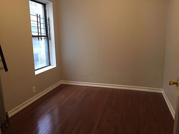 4th image of 743 E 21st St