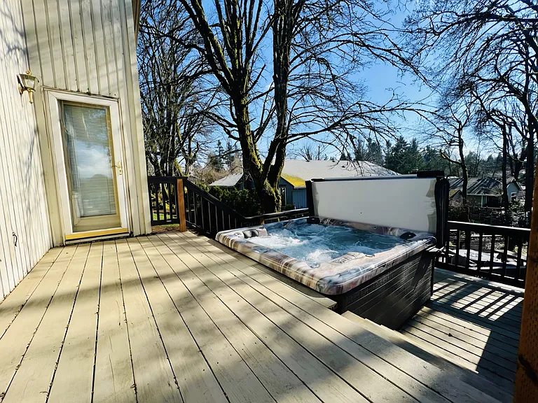 433 Telford Rd — Photo 9