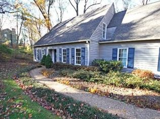 2730 Willow Oak Cir, Charlottesville, VA 22901
