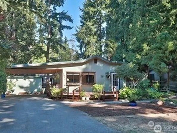 7913 San Juan Avenue, Clinton, WA 98236