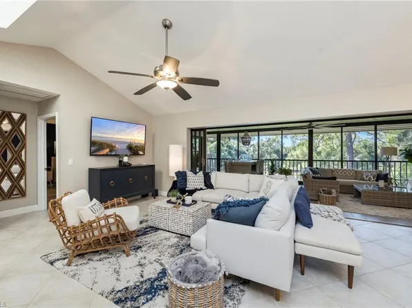 752 Eagle Creek DR #302, NAPLES, FL 34113