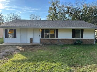 424 E Ragley St, Henderson, TX 75654