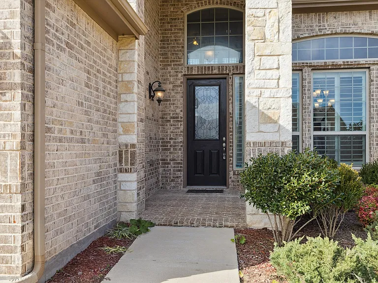 5805 Canyon Oaks Ln — Photo 22