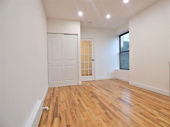 2nd image of 28 Leroy St #20
