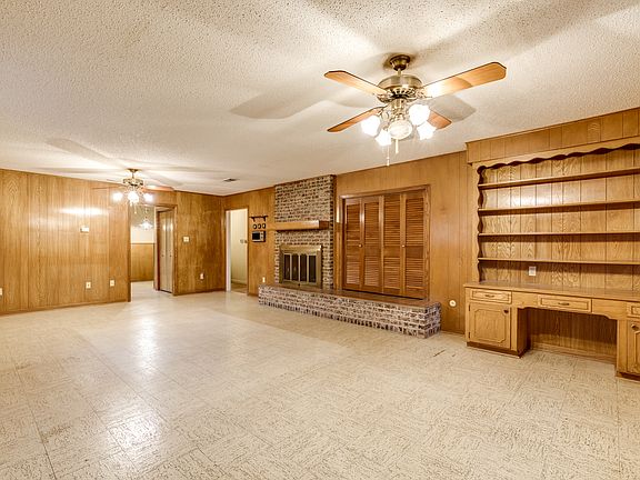 4th image of 1302 Alamo St