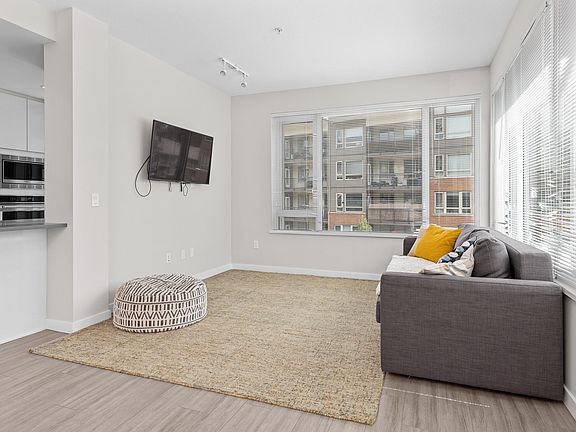 3rd image of 2663 Library Ln #212