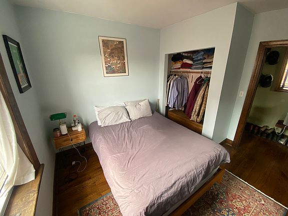 5th image of 4894 N Ashland Ave APT 3E