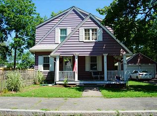160 Deer St, Rumford, RI 02916