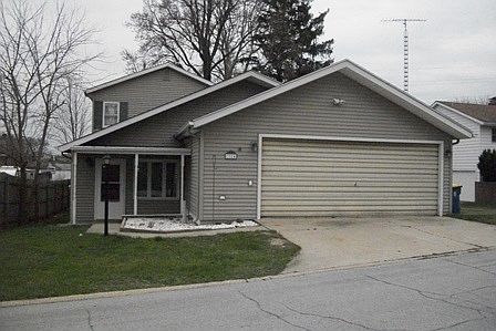 2nd image of 3924 Cottage Ave