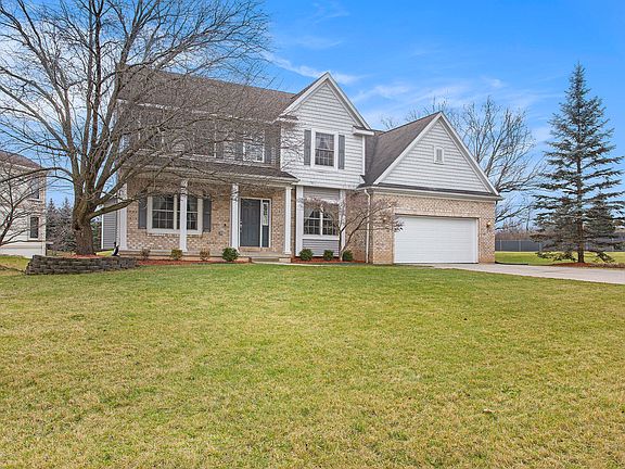 3rd image of 2370 Farm Ct SE