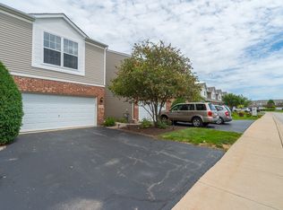 16120 Golfview Dr, Lockport, IL 60441