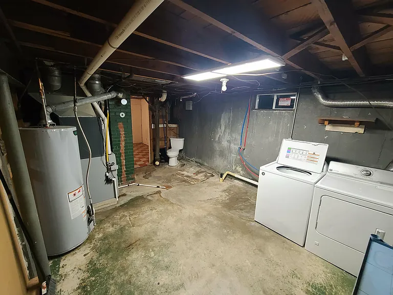 2101 Pickett St — Photo 30