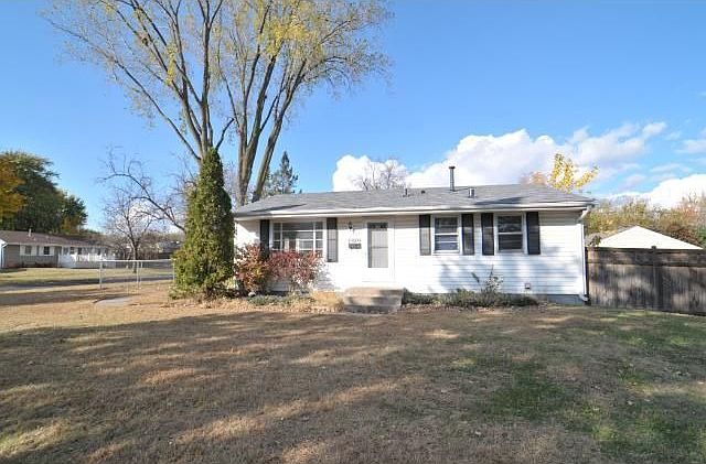 1st image of 7820 61st Ave N