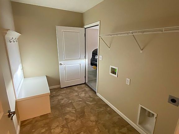 Mud/Laundry Room