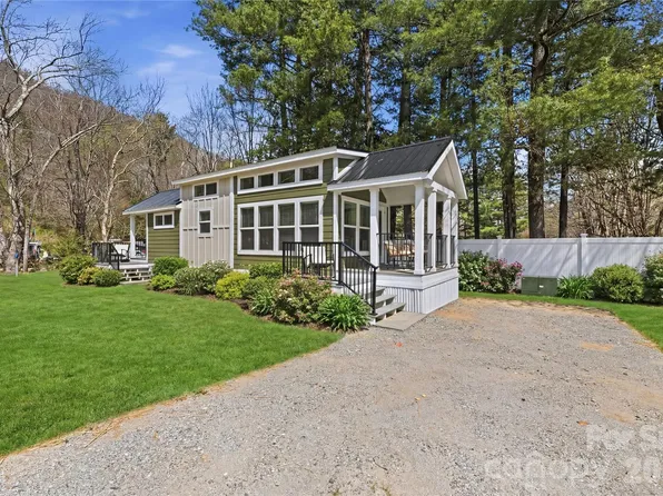 79 Getaway Ln #9, Maggie Valley, NC 28751