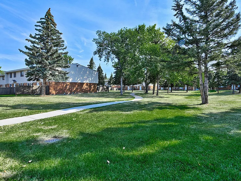 9702 Prairie Rd — Photo 31