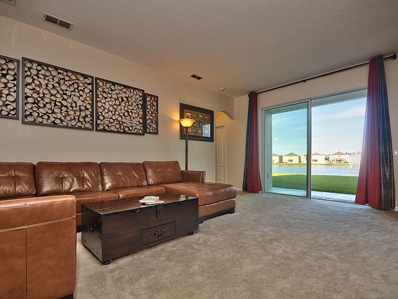 3rd image of 10621 Pictorial Park Dr