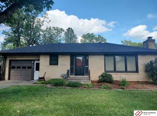 1310 N 13th St, Beatrice, NE 68310