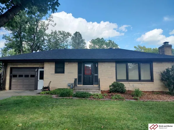 1310 N 13th St, Beatrice, NE 68310