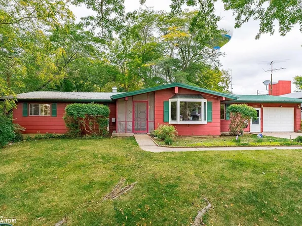 920 Main St, Columbus Junction, IA 52738