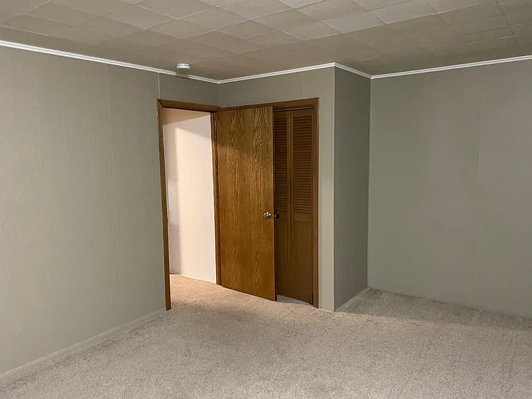 310 W Edgington St — Photo 15