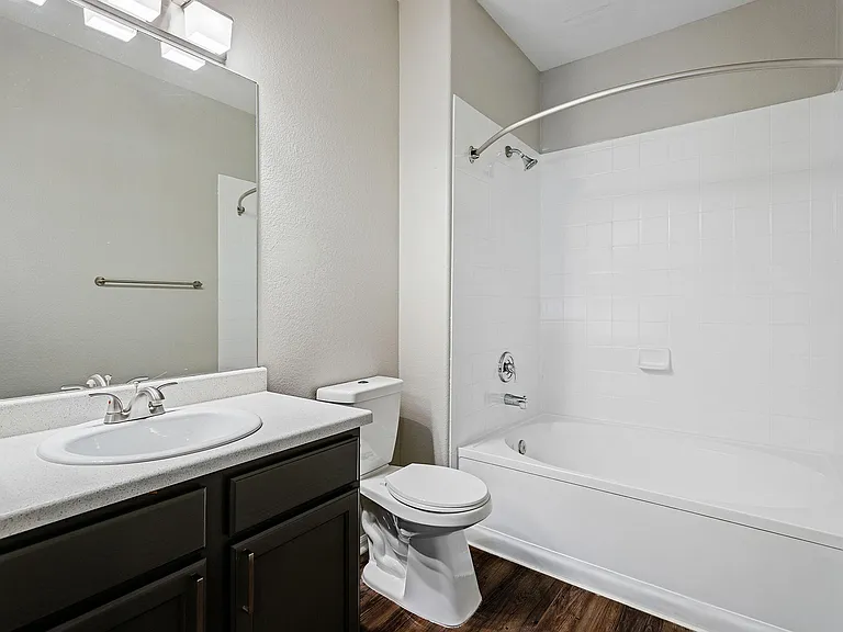 Alder Peak Townhomes — Photo 11