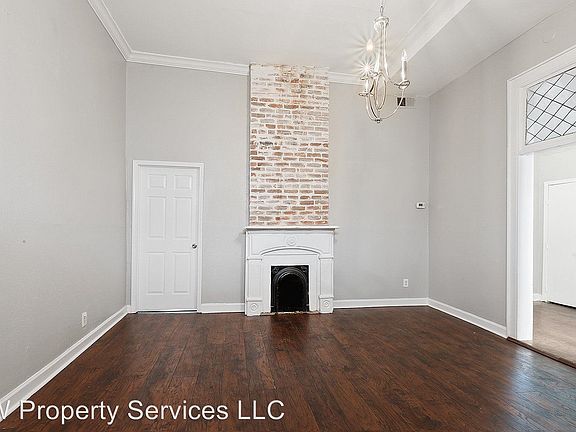 3rd image of 733 Patterson Dr APT 3