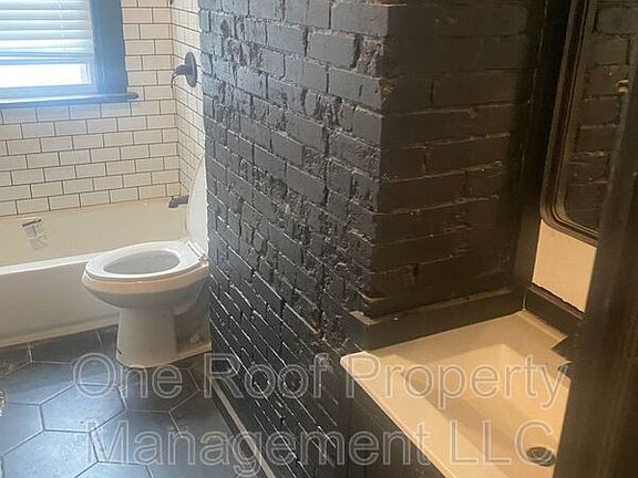 4th image of 3216 Garner Ave #2