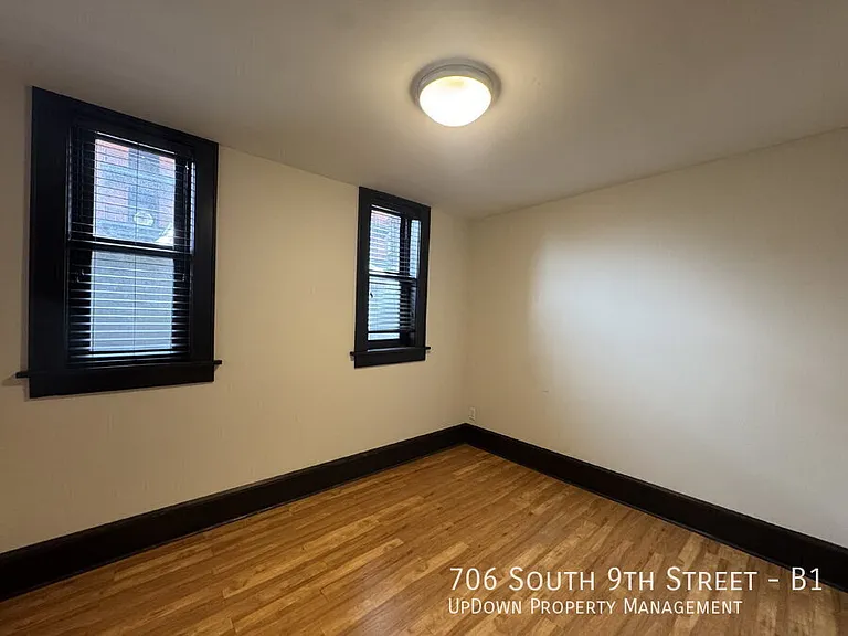 706 S 9th St — Photo 16