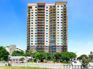215 Center St APT 703, San Antonio, TX 78202