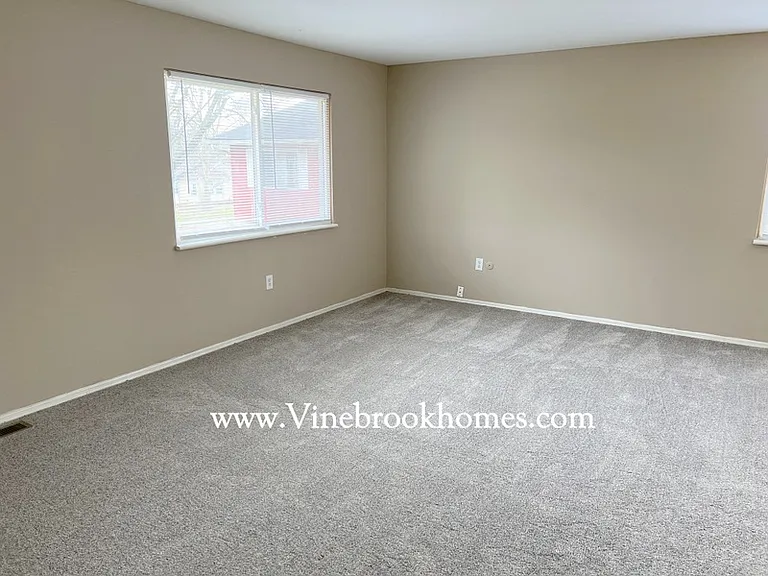 3591 Golden Meadows Ct — Photo 17