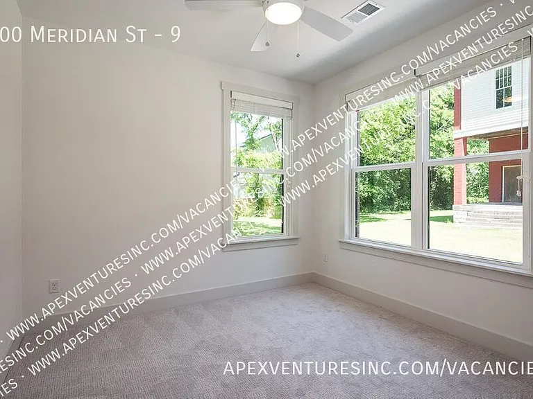 900 Meridian St #9 — Photo 9