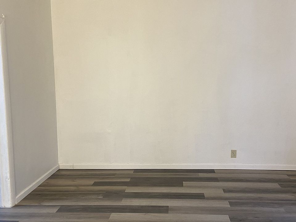 1st image of 5329 Storer Ave APT 2