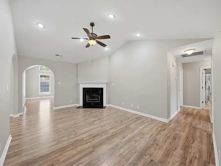 1838 Pipers Ridge Cir NW — Photo 2