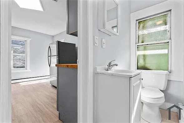 748 Maple St #1 — Photo 6